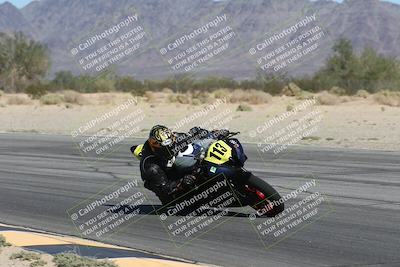 media/Oct-05-2025-CVMA (Sun) [[beeef4f201]]/Race 3-Amateur Supersport Middleweight/